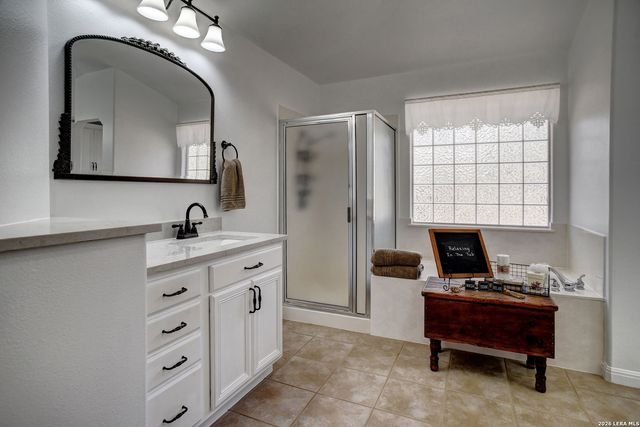 142 JOSHUA SMITH LN, Bastrop, TX 78602