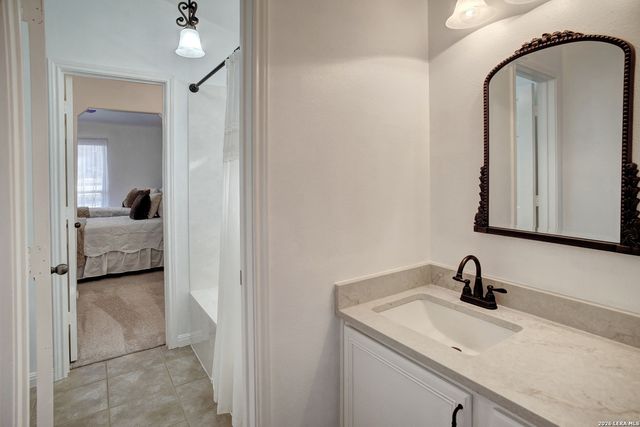 142 JOSHUA SMITH LN, Bastrop, TX 78602