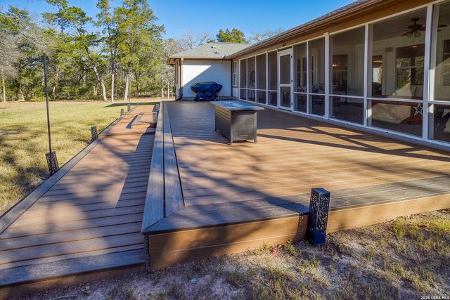142 JOSHUA SMITH LN, Bastrop, TX 78602