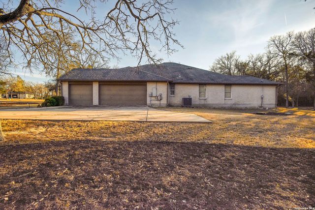 142 JOSHUA SMITH LN, Bastrop, TX 78602