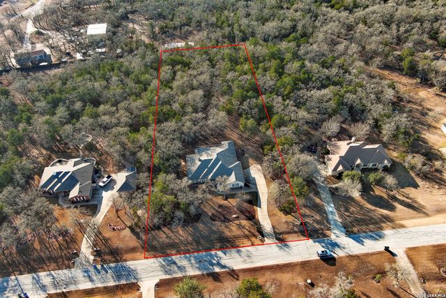 142 JOSHUA SMITH LN, Bastrop, TX 78602