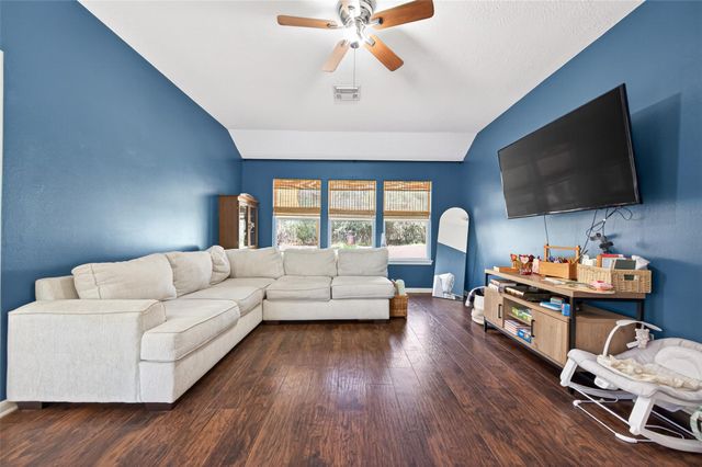 10391 Royal Magnolia Drive, Conroe, TX 77303