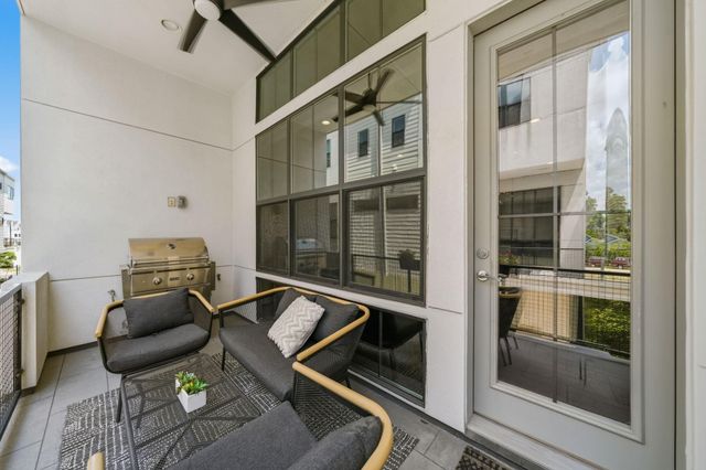 608 Middle Street C, Houston, TX 77003
