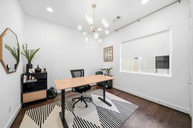 608 Middle Street C, Houston, TX 77003