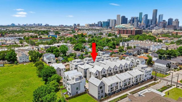 608 Middle Street C, Houston, TX 77003