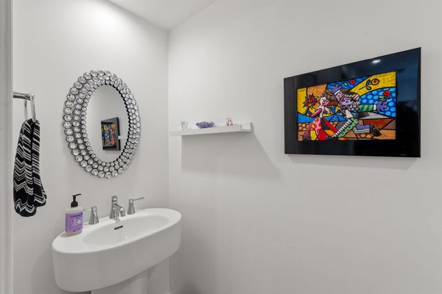 1027 Coralina Lane, Delray Beach, FL 33483