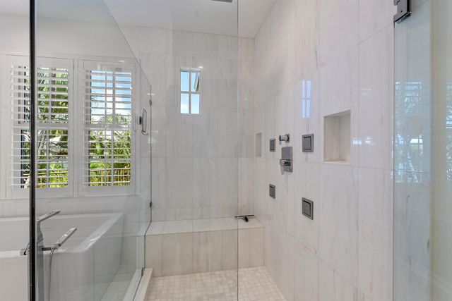 1027 Coralina Lane, Delray Beach, FL 33483