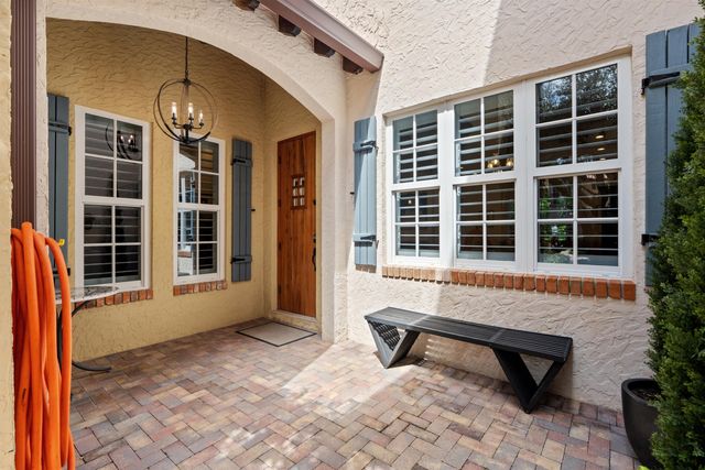 1027 Coralina Lane, Delray Beach, FL 33483