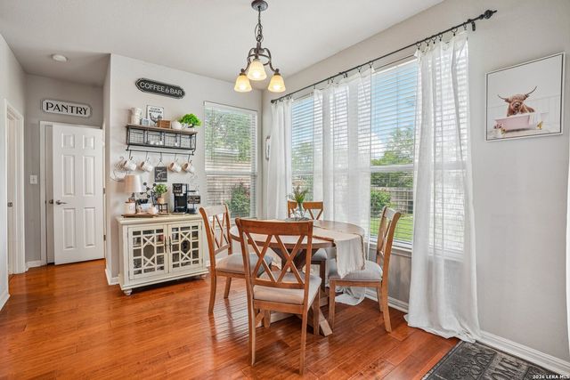 990 OAK PARK, Schertz, TX 78154