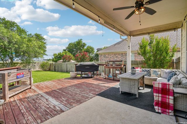 990 OAK PARK, Schertz, TX 78154