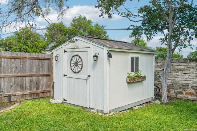 990 OAK PARK, Schertz, TX 78154