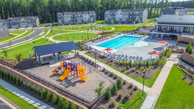 1811 Aspen River Lane, Apex, NC 27502