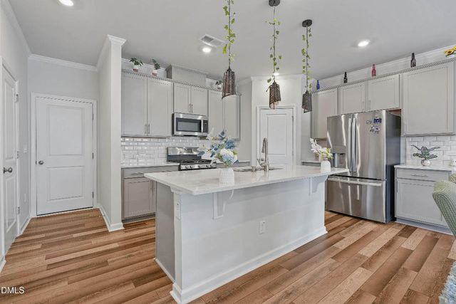 1811 Aspen River Lane, Apex, NC 27502