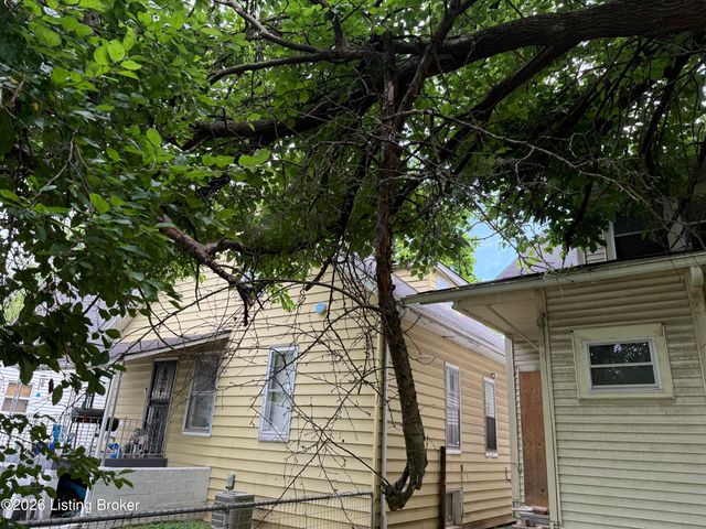 2113 W Hill St, Louisville, KY 40210