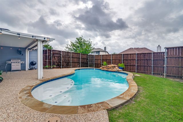2870 Hampshire Lane, Rockwall, TX 75032