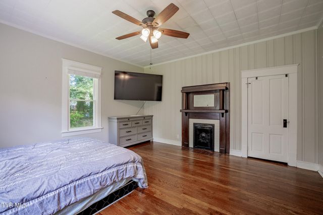 1036 Highway 91, Elizabethton, TN 37643