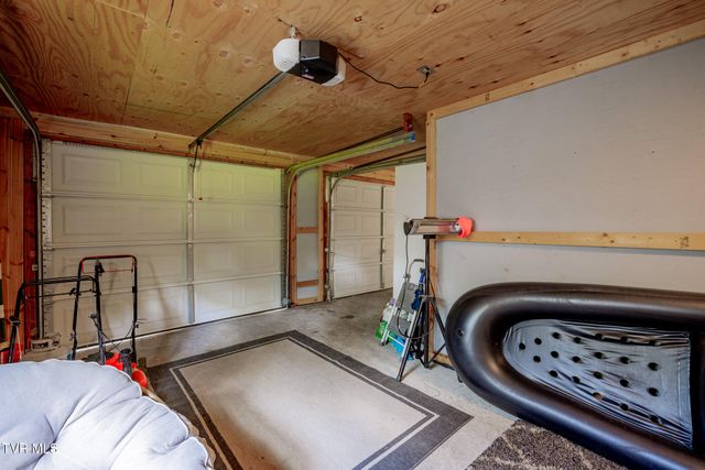 1036 Highway 91, Elizabethton, TN 37643