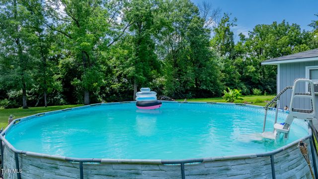 1036 Highway 91, Elizabethton, TN 37643