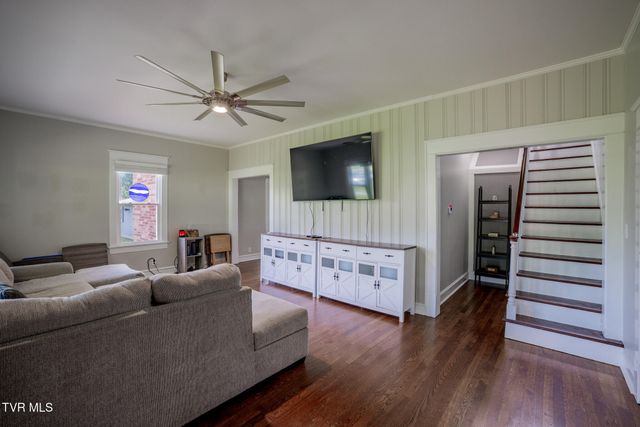 1036 Highway 91, Elizabethton, TN 37643