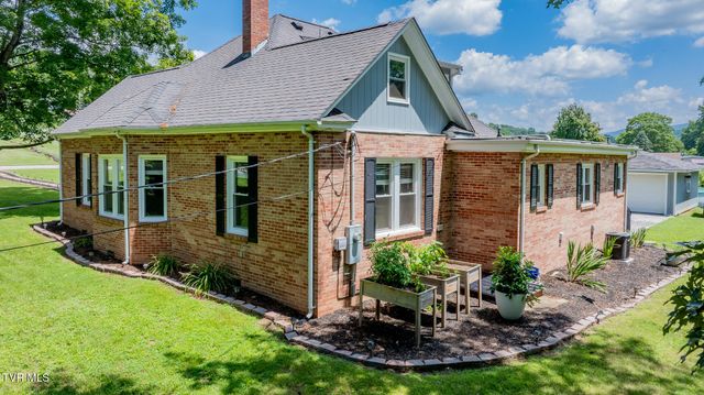 1036 Highway 91, Elizabethton, TN 37643