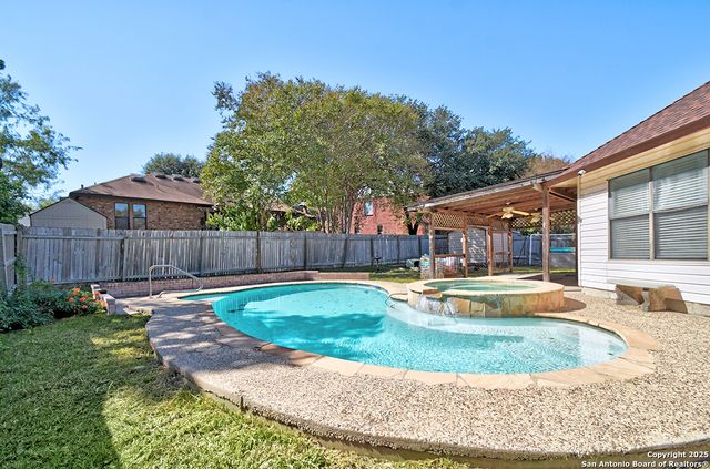 14307 Cougar, San Antonio, TX 78230