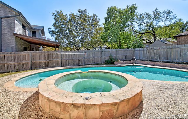 14307 Cougar, San Antonio, TX 78230