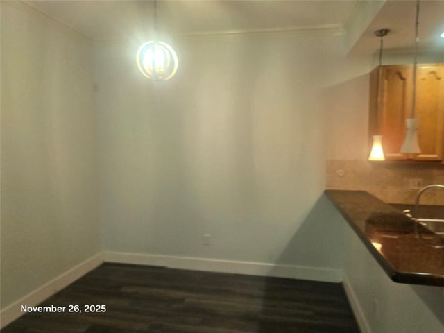 11711 Memorial Drive 52, Houston, TX 77024