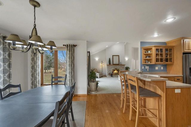 3670 COPPER OAK CIRCLE, Green Bay, WI 54313