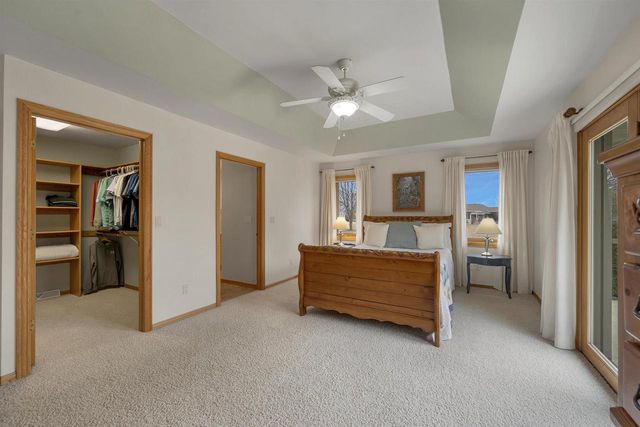 3670 COPPER OAK CIRCLE, Green Bay, WI 54313