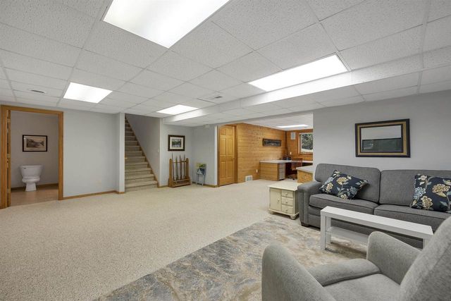 3670 COPPER OAK CIRCLE, Green Bay, WI 54313
