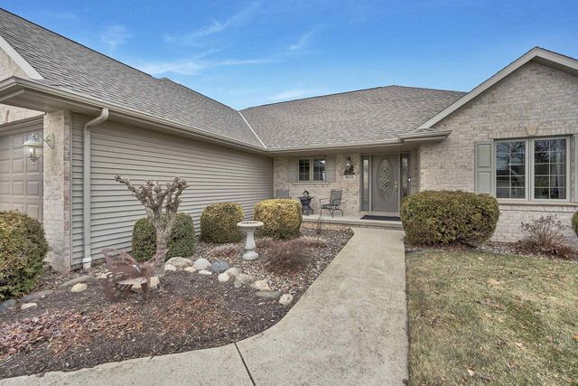 3670 COPPER OAK CIRCLE, Green Bay, WI 54313