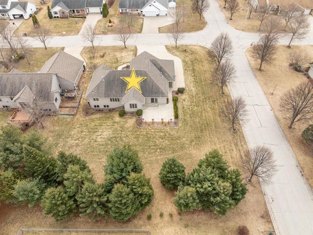 3670 COPPER OAK CIRCLE, Green Bay, WI 54313