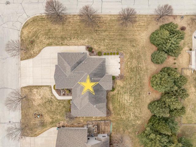 3670 COPPER OAK CIRCLE, Green Bay, WI 54313