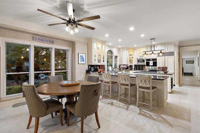 8334 Shilling Ct, Granite Bay, CA 95746