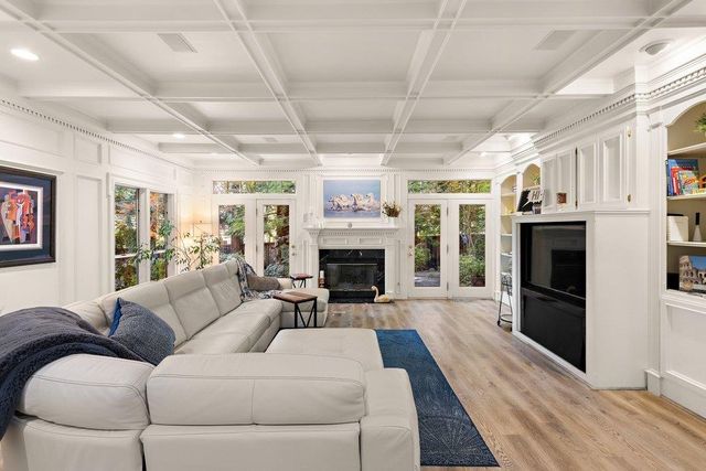 8334 Shilling Ct, Granite Bay, CA 95746