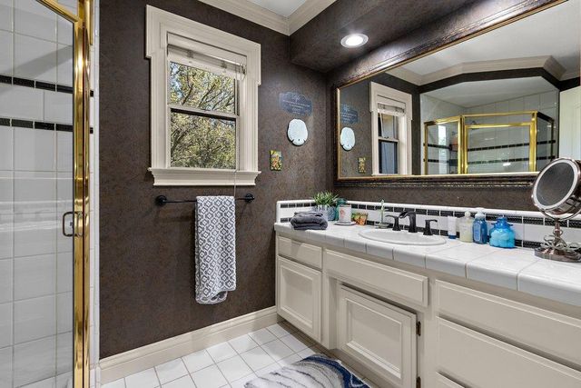 8334 Shilling Ct, Granite Bay, CA 95746