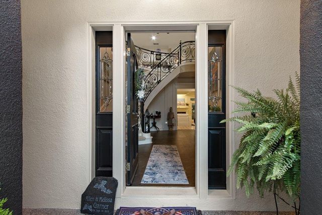 8334 Shilling Ct, Granite Bay, CA 95746