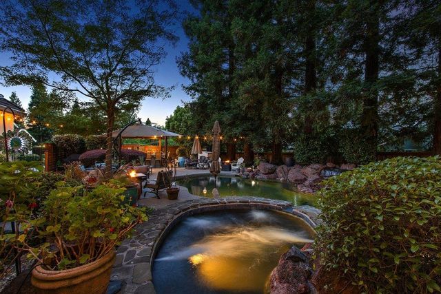 8334 Shilling Ct, Granite Bay, CA 95746