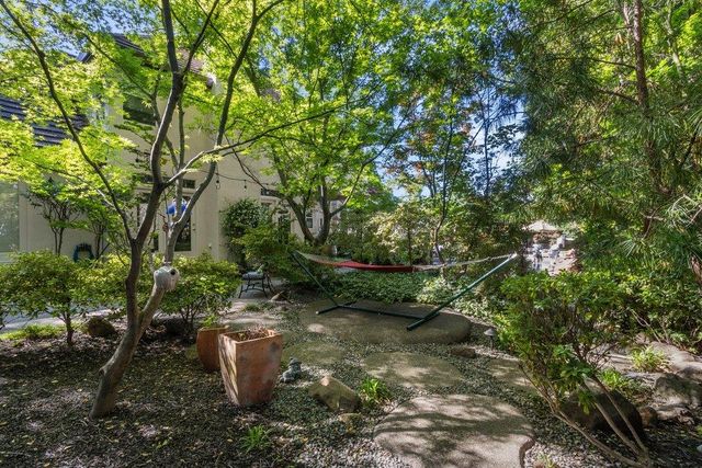 8334 Shilling Ct, Granite Bay, CA 95746