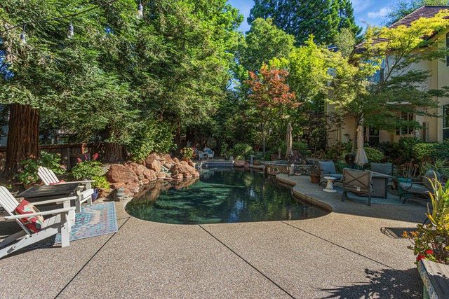 8334 Shilling Ct, Granite Bay, CA 95746