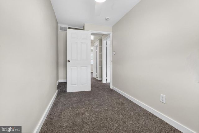 7860 SAINT CLAIRE LN, Baltimore, MD 21222