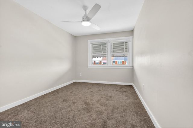 7860 SAINT CLAIRE LN, Baltimore, MD 21222