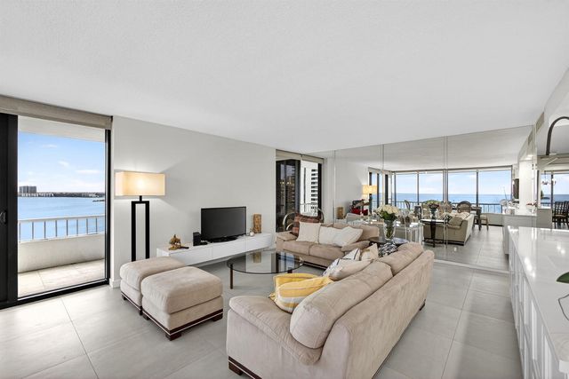 5540 N Ocean Drive 14b, Singer Island, FL 33404