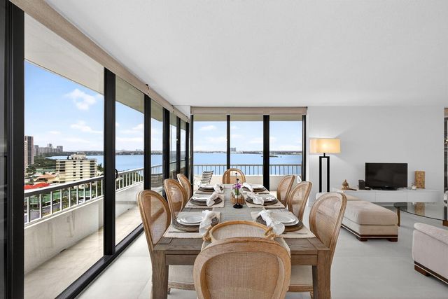 5540 N Ocean Drive 14b, Singer Island, FL 33404