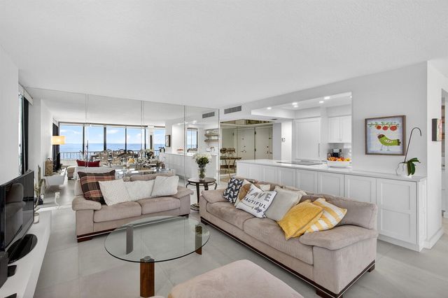 5540 N Ocean Drive 14b, Singer Island, FL 33404