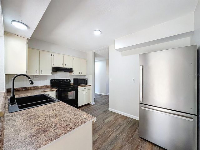 6070 HONEYSUCKLE LANE, Brooksville, FL 34602