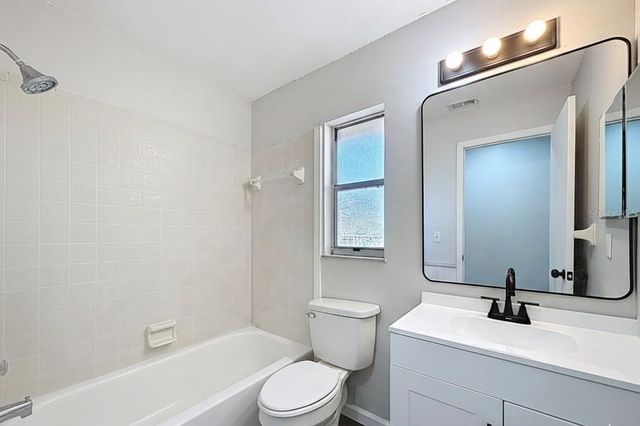 6070 HONEYSUCKLE LANE, Brooksville, FL 34602