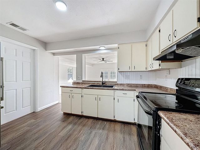 6070 HONEYSUCKLE LANE, Brooksville, FL 34602