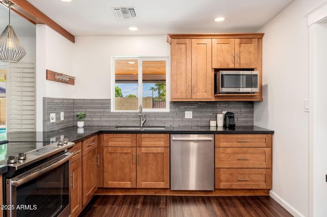 4507 N 82ND Street, Scottsdale, AZ 85251