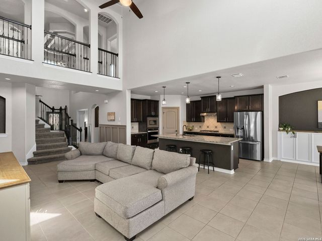 13607 Patronus Way, San Antonio, TX 78245